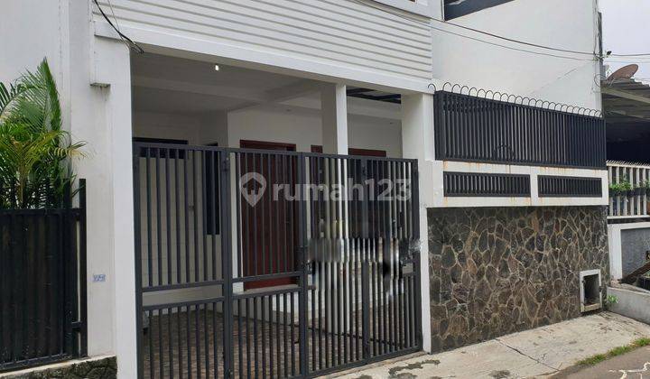 Murah Sangat Bagus Rumah 4KT Bebas Banjir Siap Huni Rawamangun Hub: 0817 0120 620