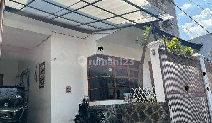 Tebet, Rumah Minimalis 2 Lantai, Furnished