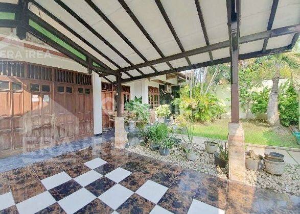 Jual Rumah Bagus Semi Furnish di Griyan, Pajang, Laweyan, Solo  1