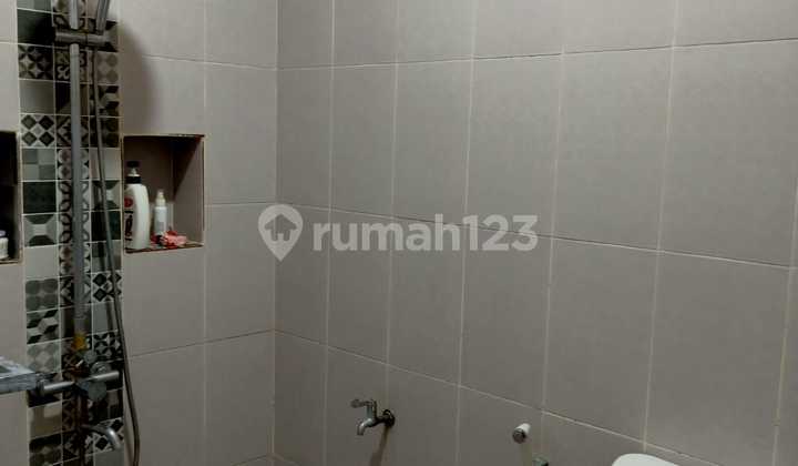 Dijual rumah plus furniture dikompleks Yayasan Pegawai Kantor Gubernur Paccerakkang Daya Makassar 8