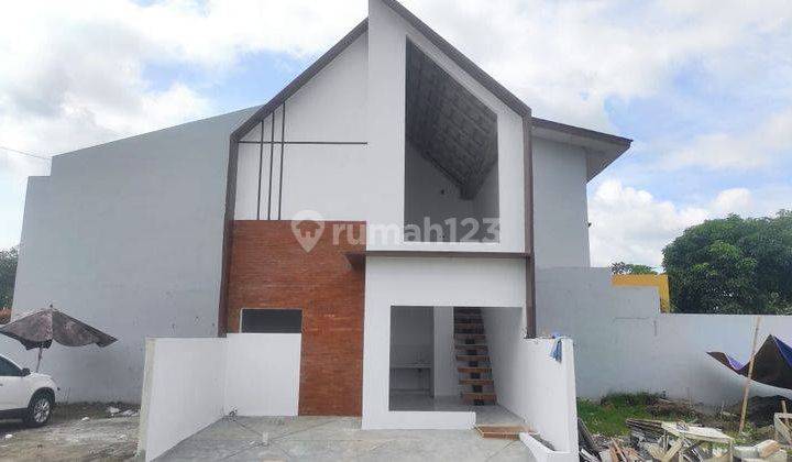 RUMAH 2 LANTAI 400JTAN DI PRAMBANAN PALING LARIS 1