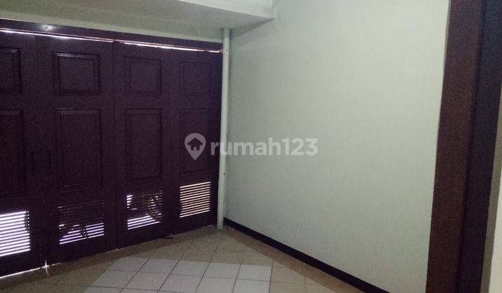 Disewakan Rumah di Kbp, Jl. Wangsaningrat 17