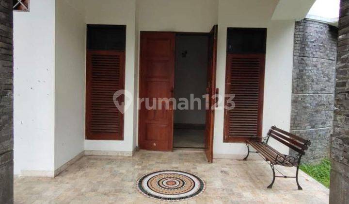 Pandangan Pertama Langsung Bikin Jatuh Hati Rumah Cantik Nan Asri Di Setra Indah 3