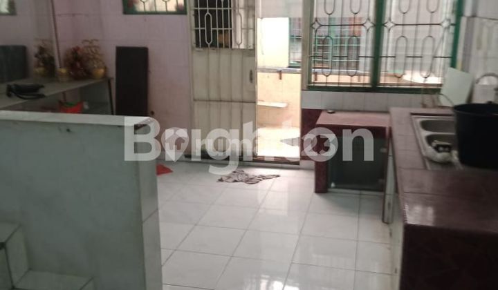 RUMAH DI YOS SUDARSO LORONG 14 7