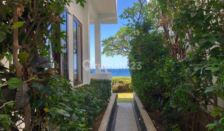 Beachfront Villa 9 Bedrooms Freehold In Amed Karang Asem