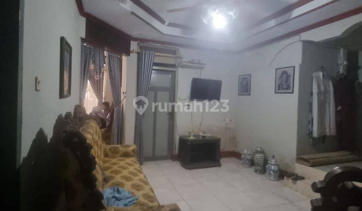 Rumah di  Jl Abdesir 1 Makassar 9