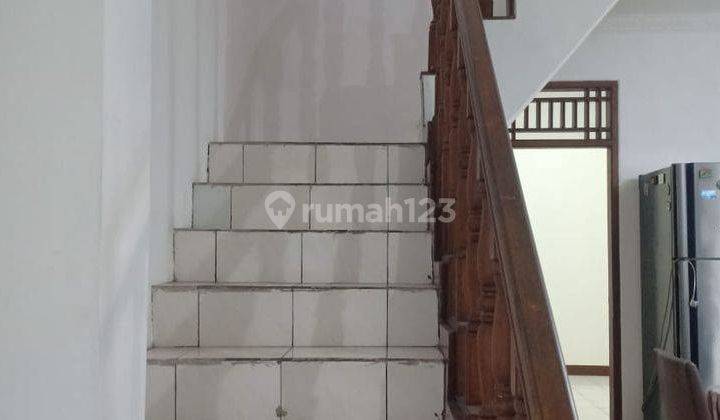 Disewa Rumah Puri Kembangan, Jakarta Barat 10