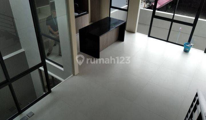 RUMAH TOWNHOUSE 3 LANTAI DI TB SIMATUPANG JAKARTA SELATAN  9