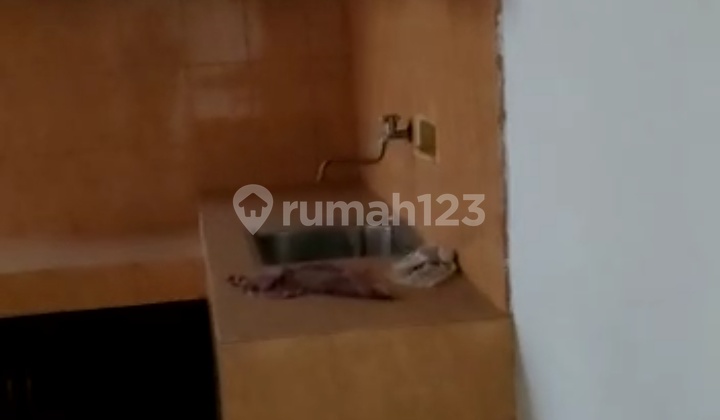 Rumah Strategis Belakang Roxy Square Tomang Jakarta Barat 6