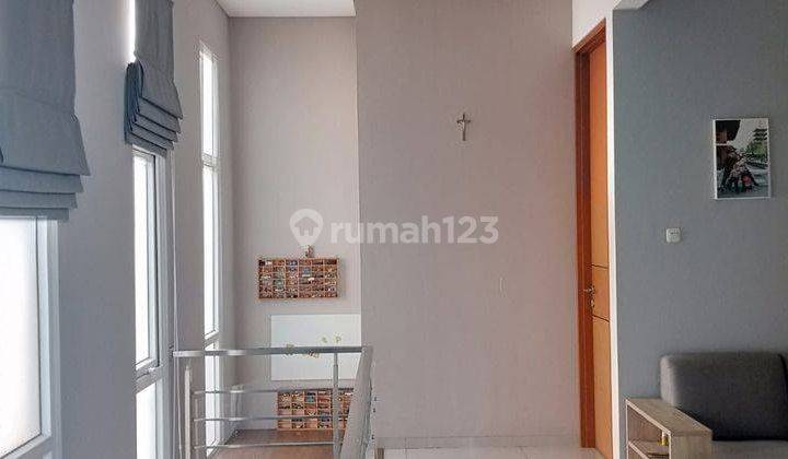 Disewakan Rumah Cantik Siap Huni di Setra Duta Bandung 6
