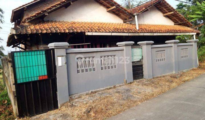 Rumah Bawen Jatisari, Ndoplang Strategis Pinggir Jalan 2
