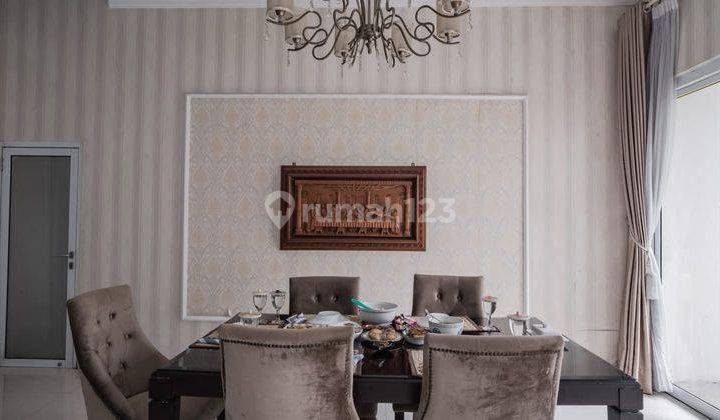 Rumah Siap Huni di Dekat Mall Pejaten Village Ada Studio Musik
