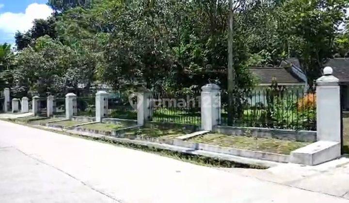 Rumah Strategis Dekat Exit tol Cisumdawu Tanah Luas 3