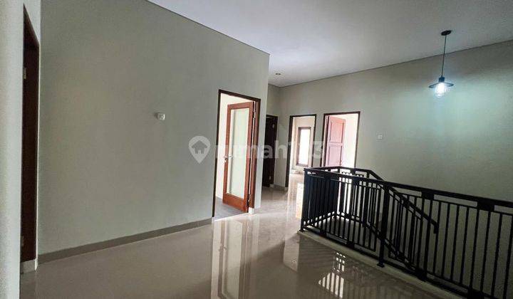 Rumah SIAP HUNI BANYAK BONUS 5 Menit Ke Pintu Tol Brigif Jagakarsa Jaksel 8