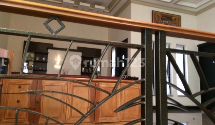 Rumah Mewah di Tengah Kota Makassar. Dekat Hotel Aston 12