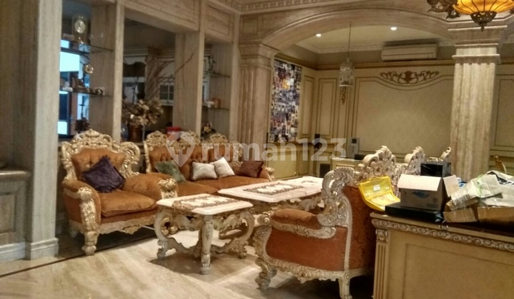 rumah mewah full furnish SHM, Surabaya Pusat 1
