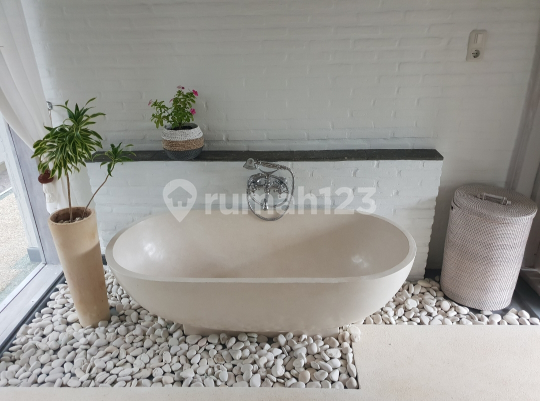 Luxury 05 Bed Rooms Villa Di Bukit Merese Mandalika Lombok 3
