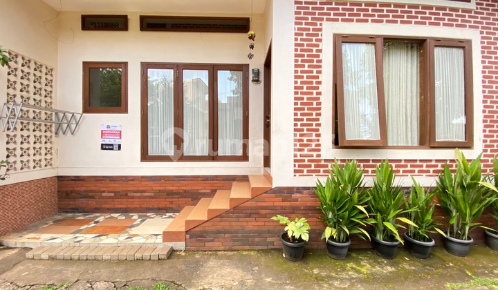 3BR Unfurnished/Furnished House at Cigadung Timur Bandung By Travelio 1