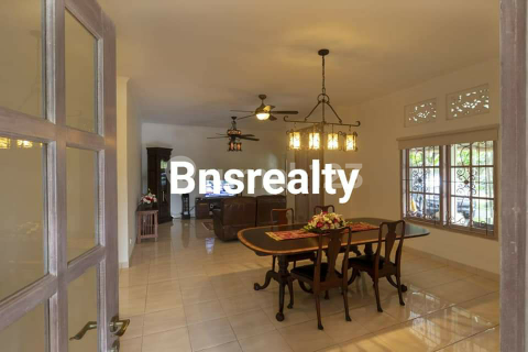 Villa  Lokasi Pejeng Kangin 4