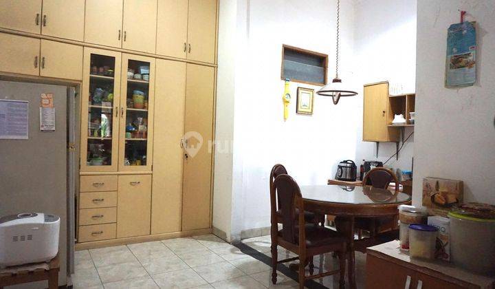 Rumah Hook di Sektor 1E Furnished bagus Gading Serpong 4
