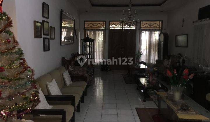 Rumah Pinggir Jalan Raya di Pengadegan Utara 2