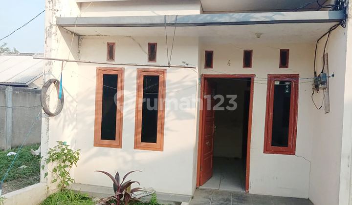 Homey 2BR House at Pondok Madani Klari Anggadita By Travelio 1