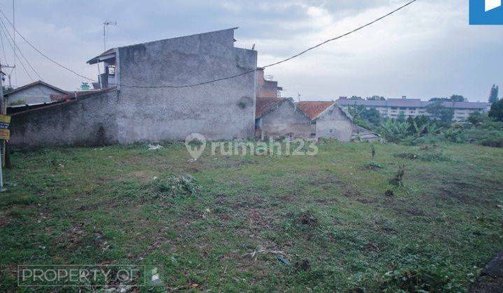 Tanah di Cigadung  1585 m² SHM 5
