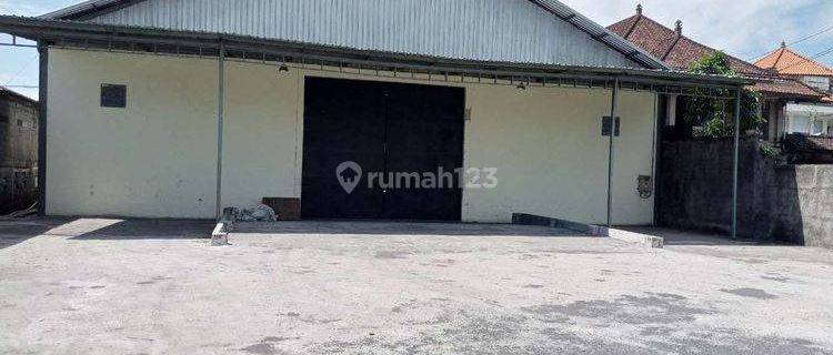 GUDANG  BESAR DEKAT BANDARA DAN PELABUHAN BENOA 1