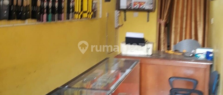 Ruko Minimalis Kawasan Ramai di Gatot Subroto 1